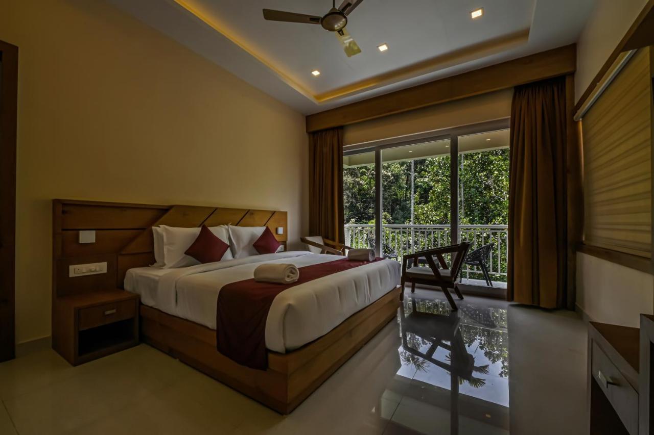 Hotel Aveda Munnar Mountains And Mist Exterior foto