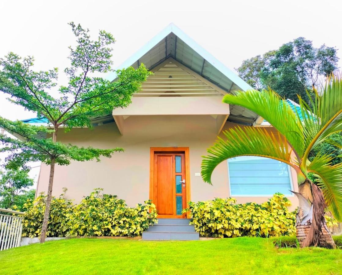 Hotel Aveda Munnar Mountains And Mist Exterior foto