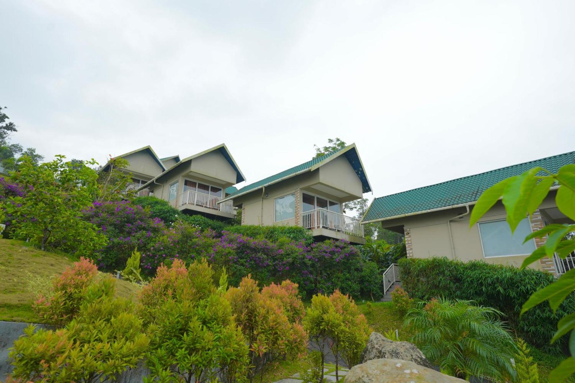 Hotel Aveda Munnar Mountains And Mist Exterior foto