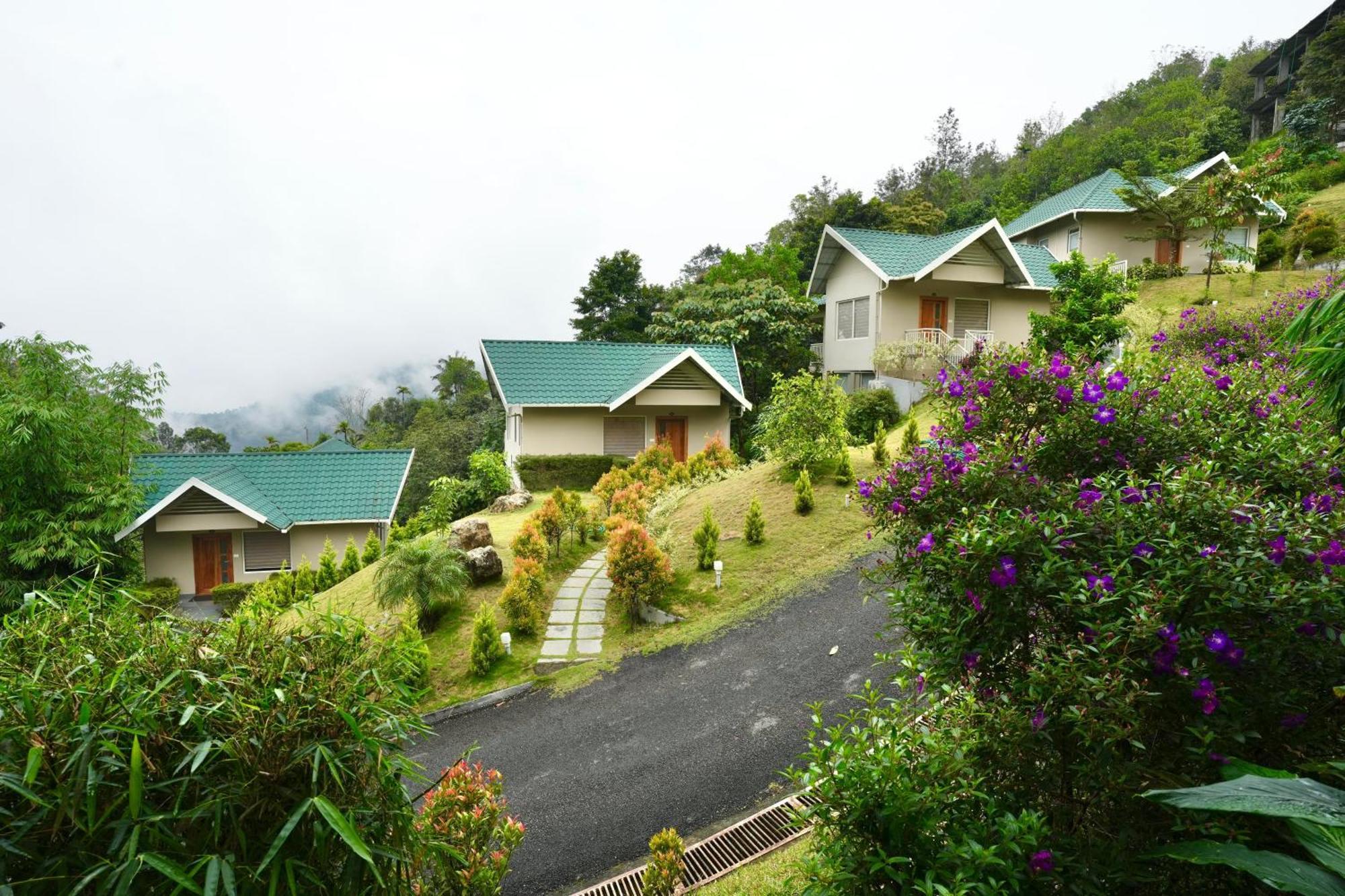 Hotel Aveda Munnar Mountains And Mist Exterior foto