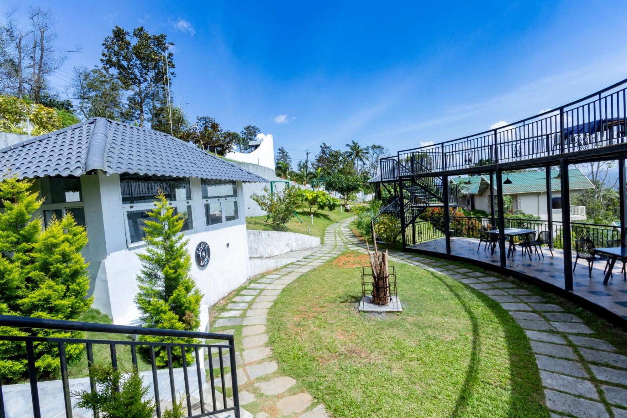 Hotel Aveda Munnar Mountains And Mist Exterior foto